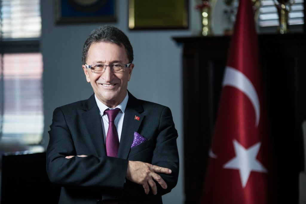 Balıkesir Edremit Belediye Başkanı Saka’dan Öğretmenler Günü Mesajı