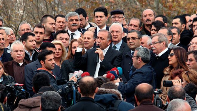 Fügen Taşkın Yazdı “Genel Merkeze kırılan CHP tabanı”