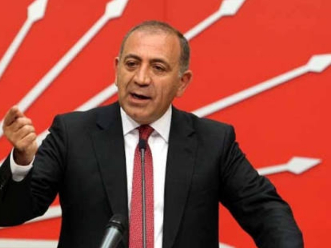 İstanbul İBB Aday adayı Gürsel Tekin’den Genel Merkeze sitemli açıklama