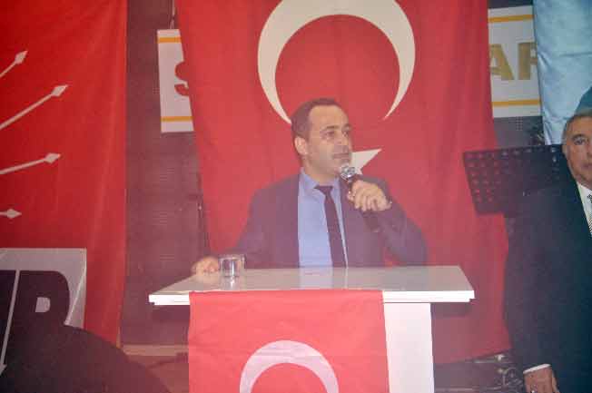 CHP Çekmeköy ilçe Başkanlığı Son Seçimdeki Sandık ve Okul Görevlileri İçin Kahvaltı Verdi