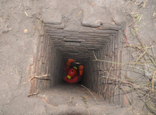 Trakya’da Tarlasını Süren Çiftçi, Tesadüfen Tarihi Su Tünellerini Buldu
