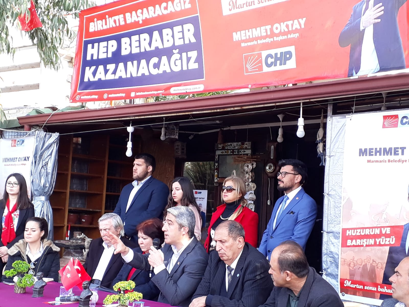 CHP’Lİ MARMARİS BELEDİYE BAŞKAN ADAYI MEHMET OKTAY’DAN AKP’NİN SEÇİM OFİSİNE NEZAKET ZİYARETİ