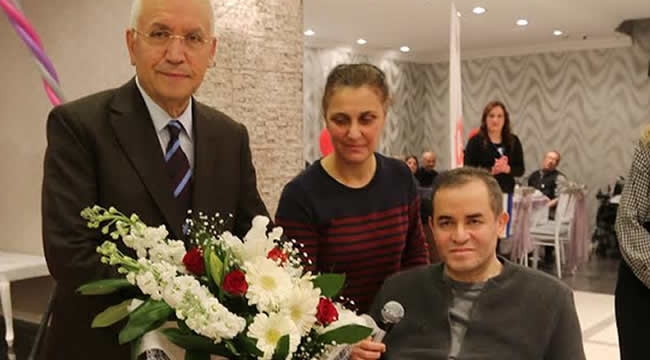 Yenimahalle Belediyesi 14 Şubat Sevgililer Günü’nü en anlamlı şekilde kutladı.