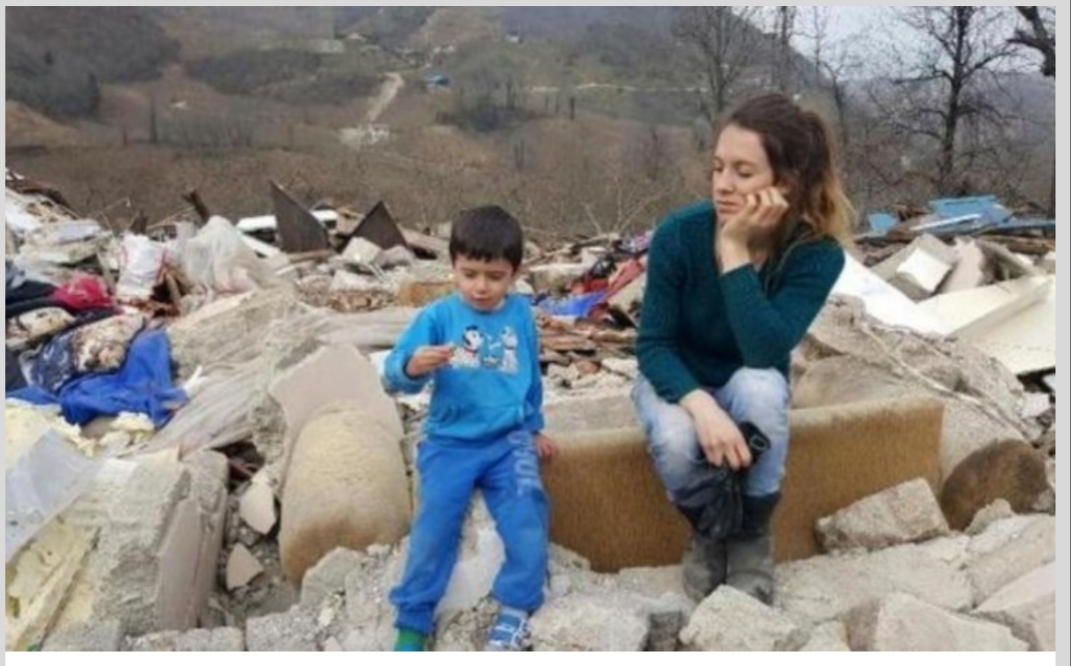 Burası Türkiye Hastane Dönüşü evini harebe buldu