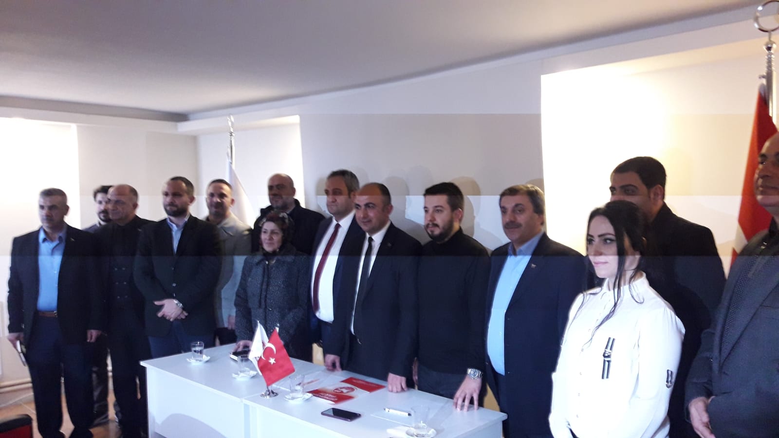 DP ÇEKMEKÖY İLÇE BAŞKANLI YEREL MEDYA ÖNÜNE ÇIKARAK A TAKIMINI TANITTI