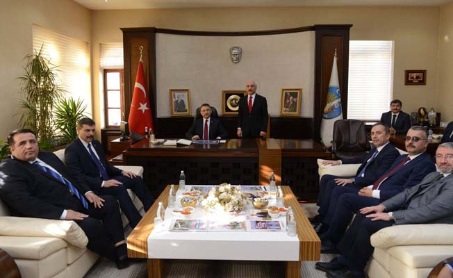 Fuat Oktay, Belediyeyi ziyaret etti