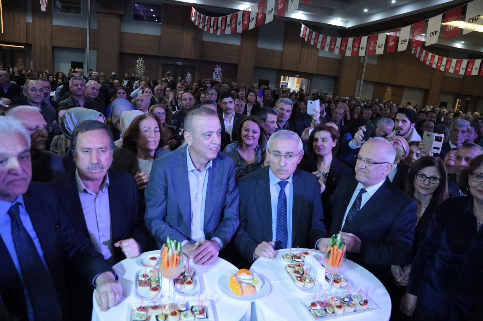 “10 yıl önce yaktığımız ışığın sönmesini istemiyoruz”