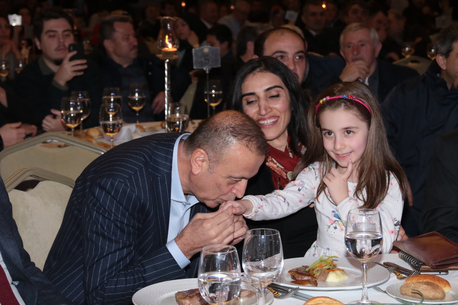 İLGEZDİ: “Dernekler olmasa çocuklarımızın birbirini tanıma şansı yok!”