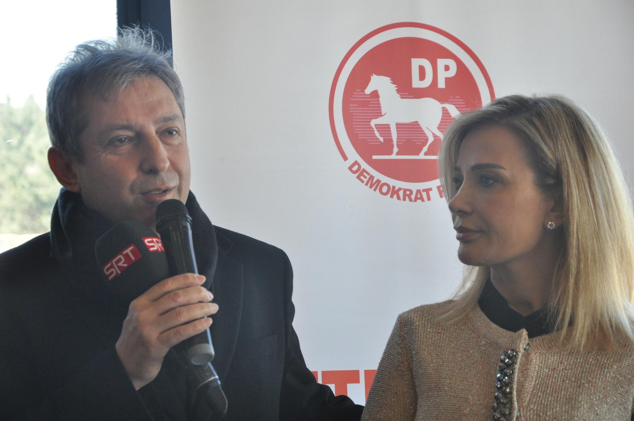 Sipahi’nin eşi kadınlarla seçim startı verdi