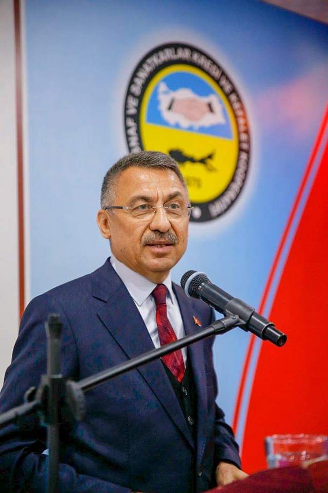 CUMHURBAŞKANI YARDIMCISI FUAT OKTAY BABA OCAĞINI ZİYARET ETTİ