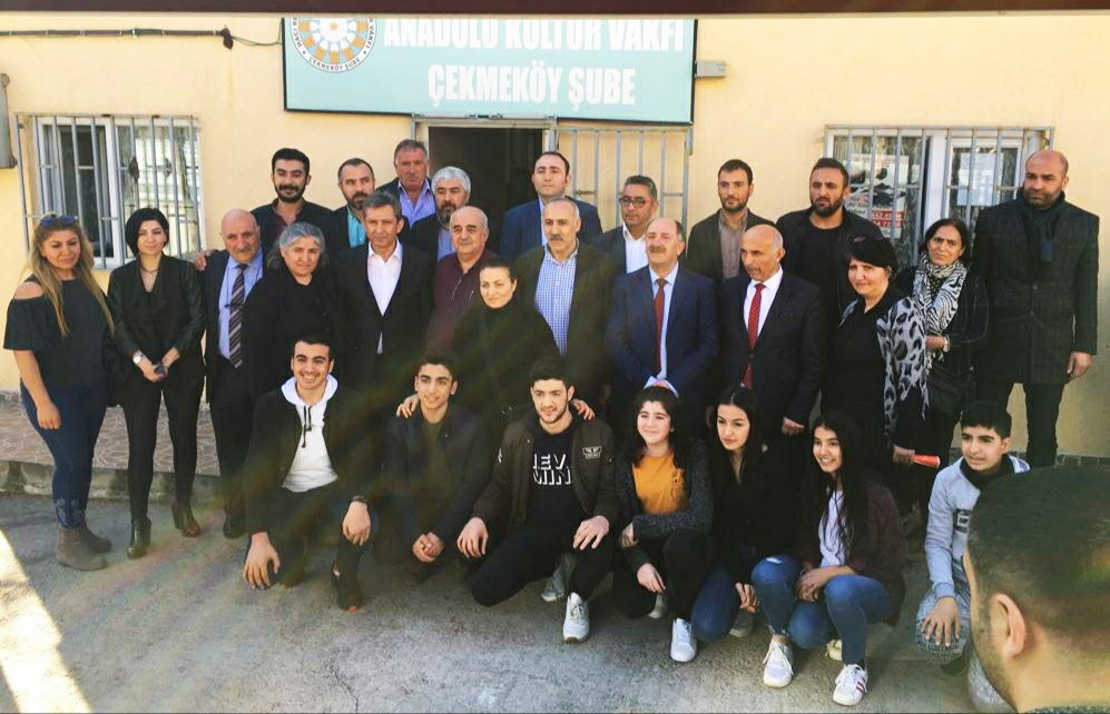 Sipahi, Çekmeköylü Alevilerle buluşup desteklerini aldı