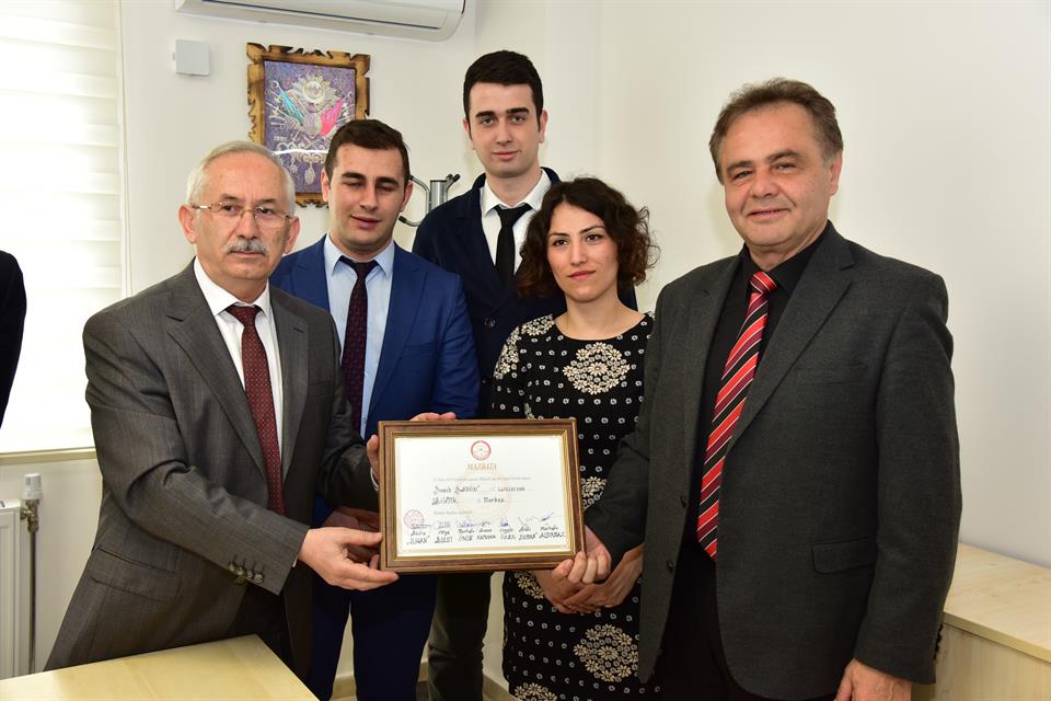 CHP’Lİ BİLECİK BELEDİYE BAŞKANI SEMİH ŞAHİN MAZBATASINI ALDI