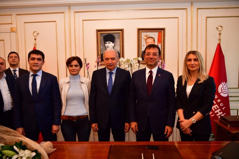 İBB BAŞKANI İMAMOĞLU GÖREVİ UYSAL’DAN TESLİM ALDI