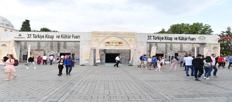 İBB’NİN DESTEKLERİYLE “DİNİ YAYINLAR FUARI” SULTANAHMET’TE KİTAPSEVERLERLE BULUŞACAK