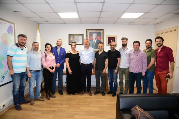 SANATÇILAR, ZEYDAN KARALAR’LA DAHA UMUTLU