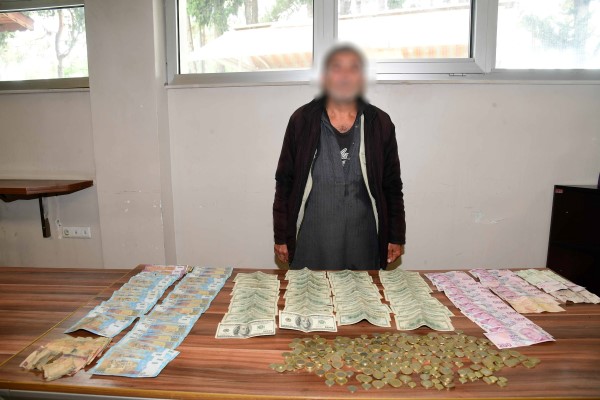 ADANA’DA DİLENCİNİN ÜZERİNDEN YAKLAŞIK 35 BİN LİRA ÇIKTI