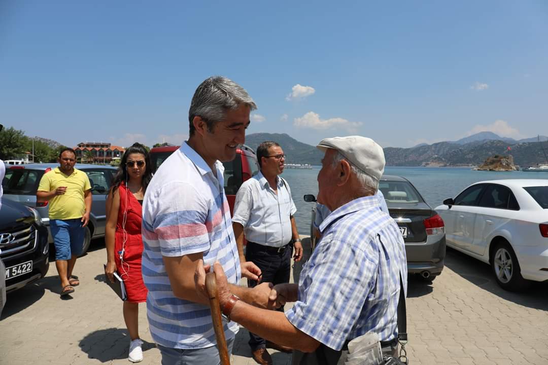 Marmaris Belediye Başkanı Mehmet Oktay mahall ziyaretlerine devam ediyor
