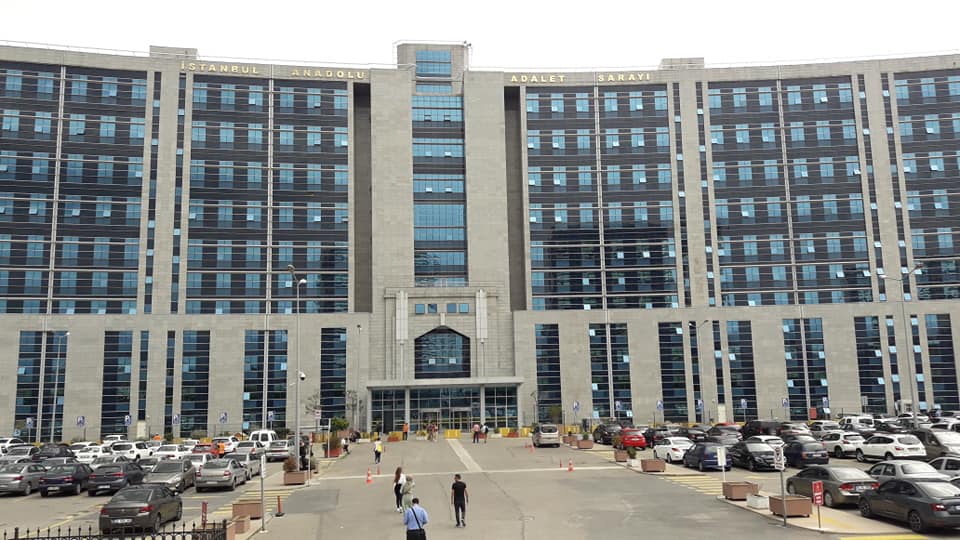 İstanbul Anadolu Adalet Sarayında Çay 7, limonata 10 lira