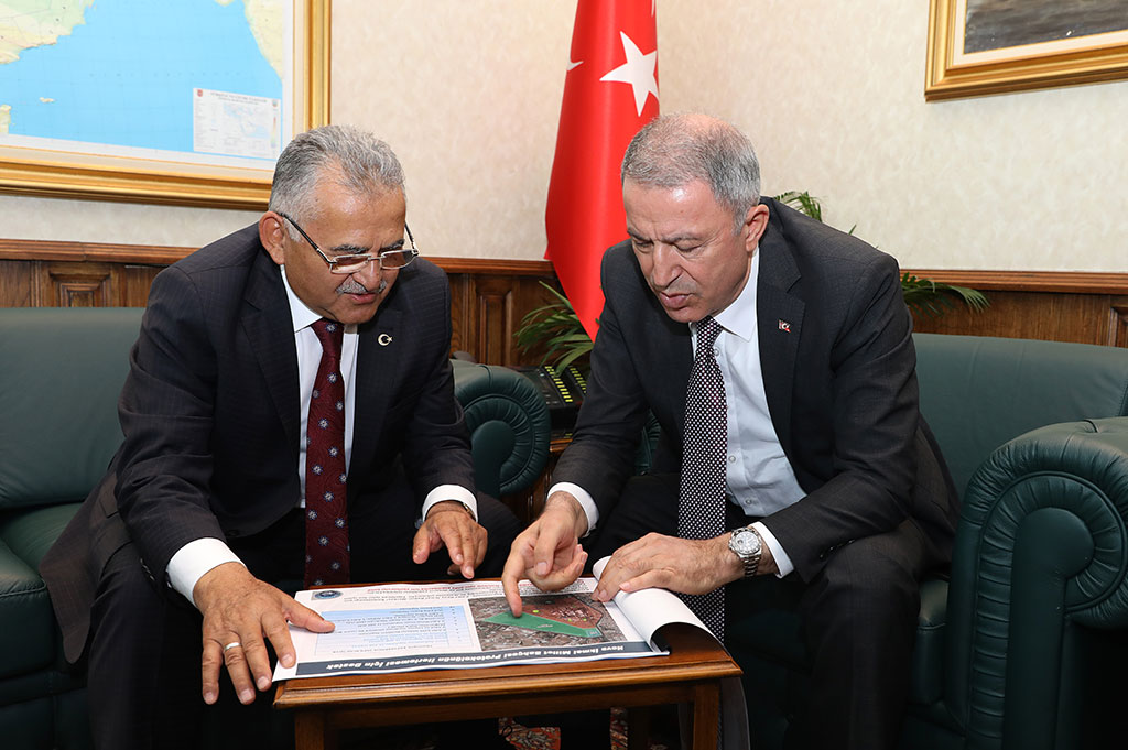 Başkan Büyükkılıç’tan Önemli Temaslar