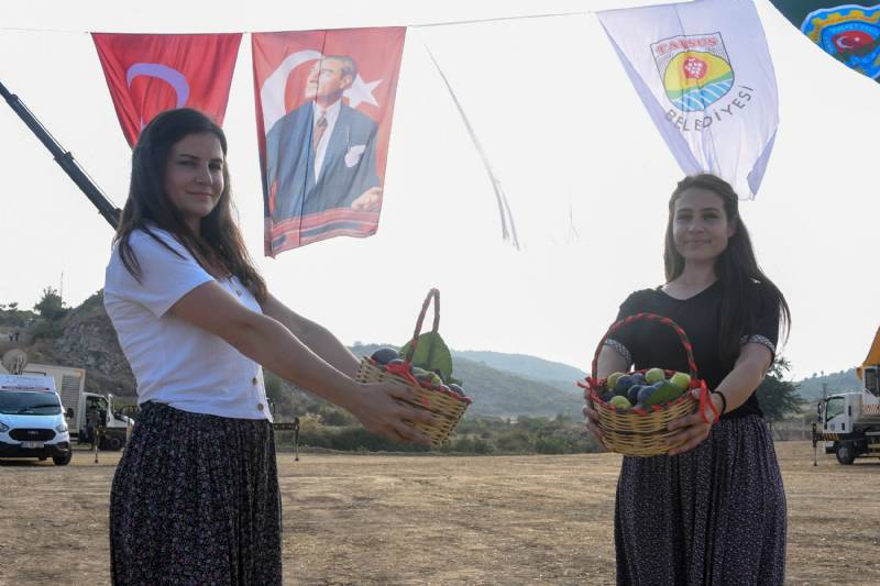 Tarsus İncir Şenliği Üreticiye Umut Verdi