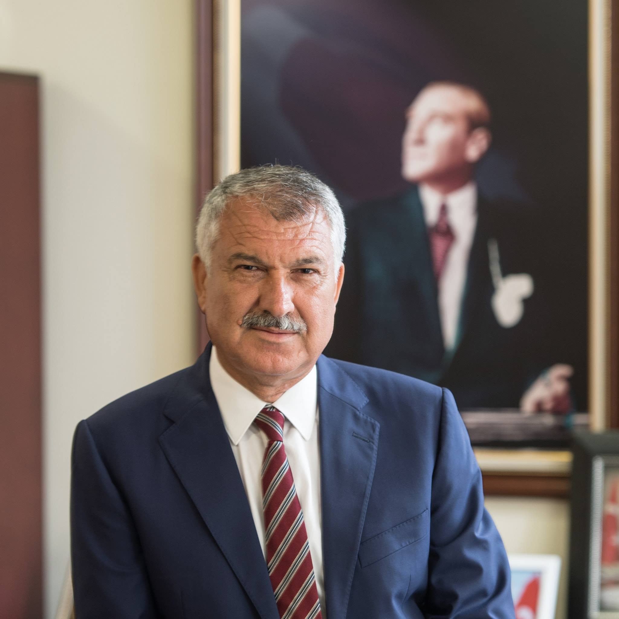 Halkın paralarını çar çur etmişler Zeydan Karalar, MHP dönemindeki israfları kalem kalem açıkladı