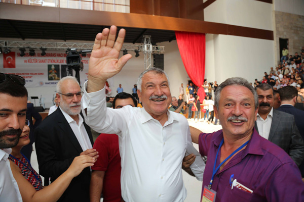 BAŞKAN ZEYDAN KARALAR’A HACIBEKTAŞ’TA SEVGİ SELİ