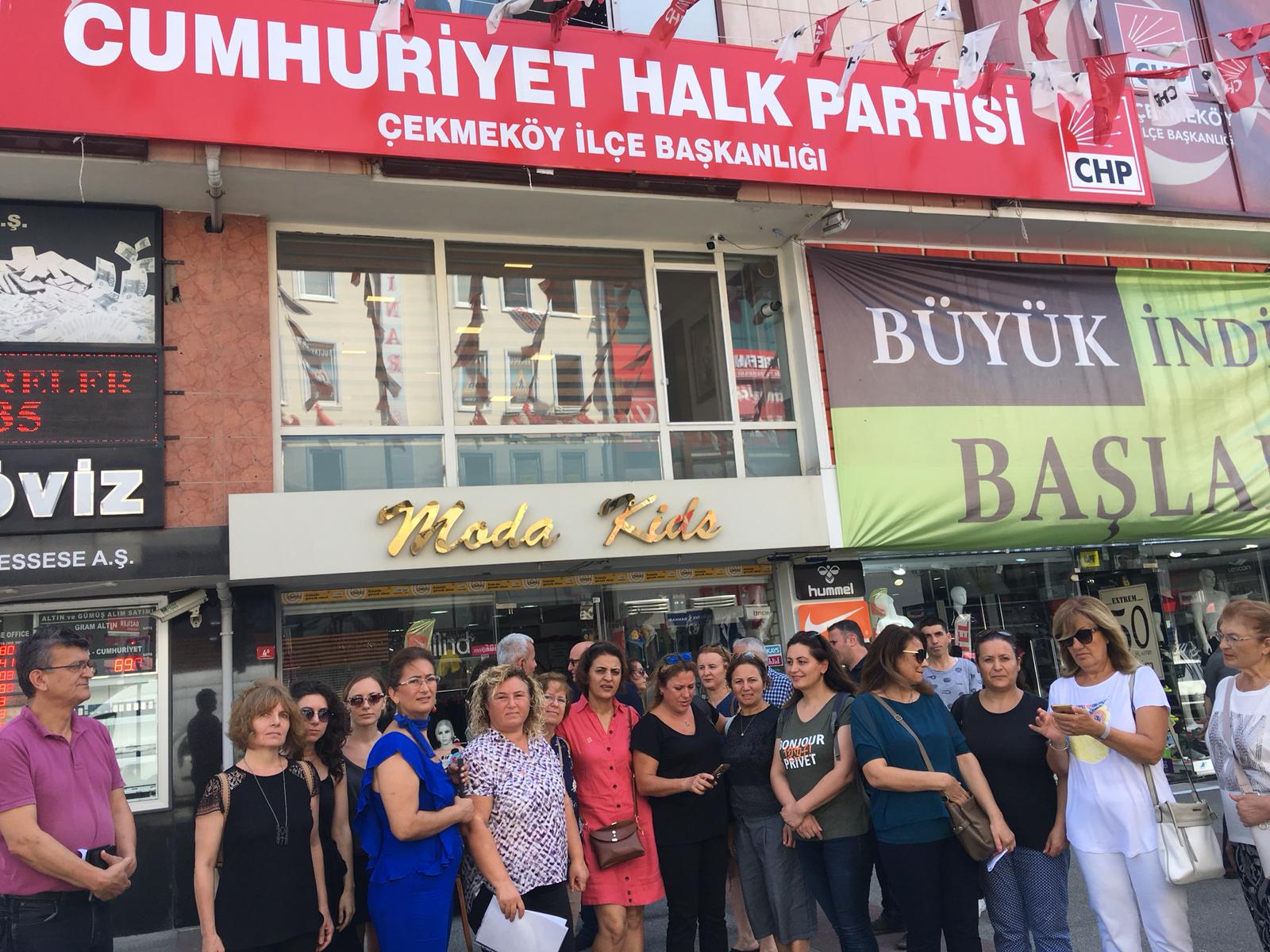 Vahşi bir şekilde öldürülen Emine Bulut için CHP basın açıklaması yaptı