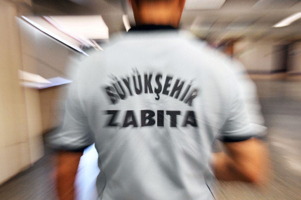 Ankara zabıtası bayram öncesi AŞTİ’de denetim yaptı