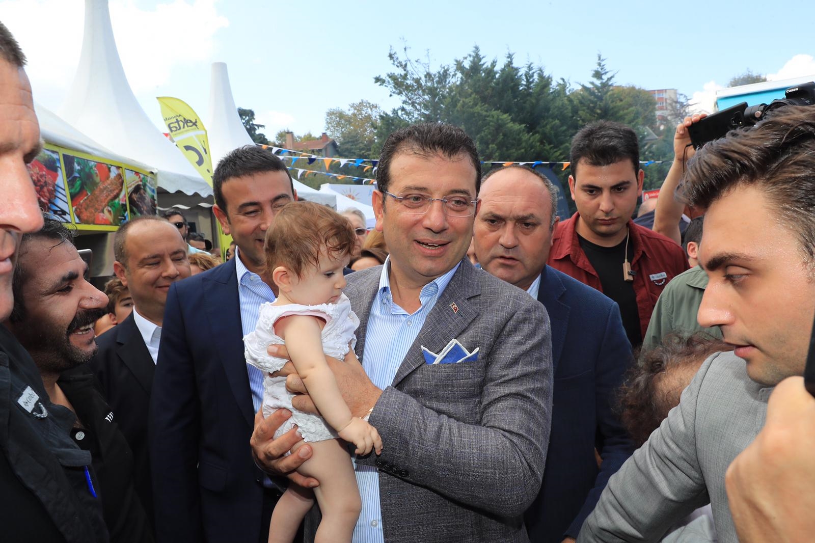 BAŞKAN İMAMOĞLU, “ADANAFEST”TE KONUŞTU: “AKLI, BİLİMİ VE GELİŞMEYİ KONUŞACAĞIZ…”