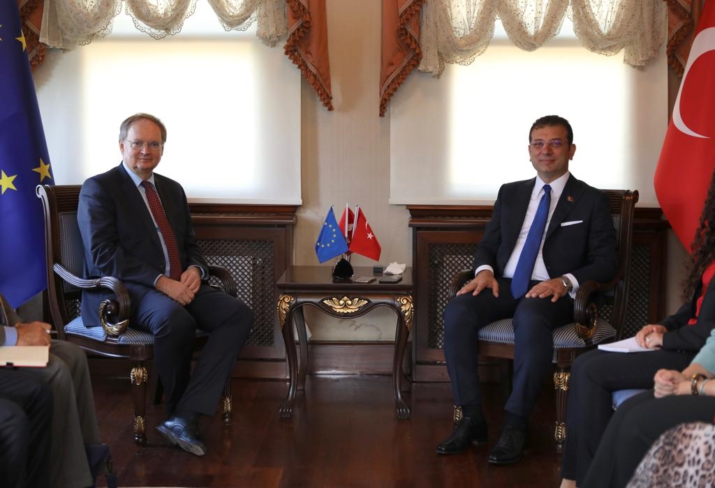 BAŞKAN İMAMOĞLU: “İSTANBULLUNUN ÖNCELİKLİ KONUSU ULAŞIM”