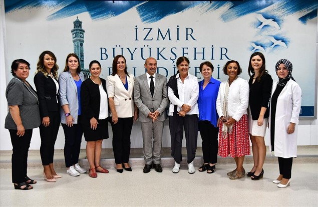 İzmir Belediye başkanı Tunç Soyer Kadınların önü açılacak