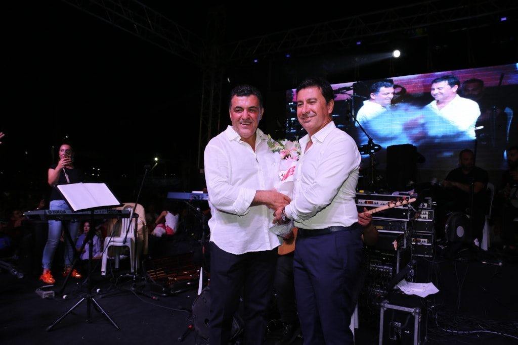 Bodrum’da düzenlenen 30 Ağustos Zafer Bayramında Ardahan Belediye Başkanı Faruk Demir sahne aldı