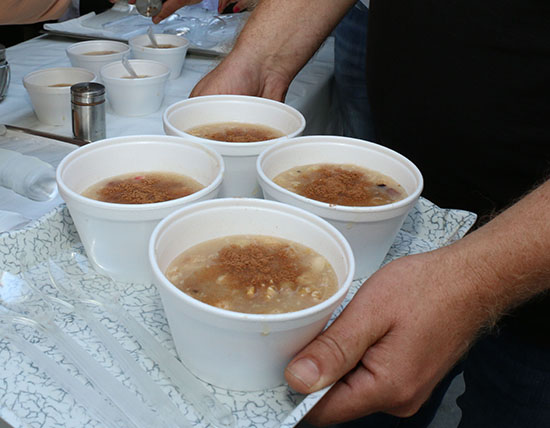 Büyükşehir Belediyesi 50 bin kişiye aşure ikram edecek