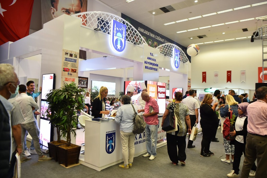 Büyükşehir standı Ankara’lıların akınına uğradı