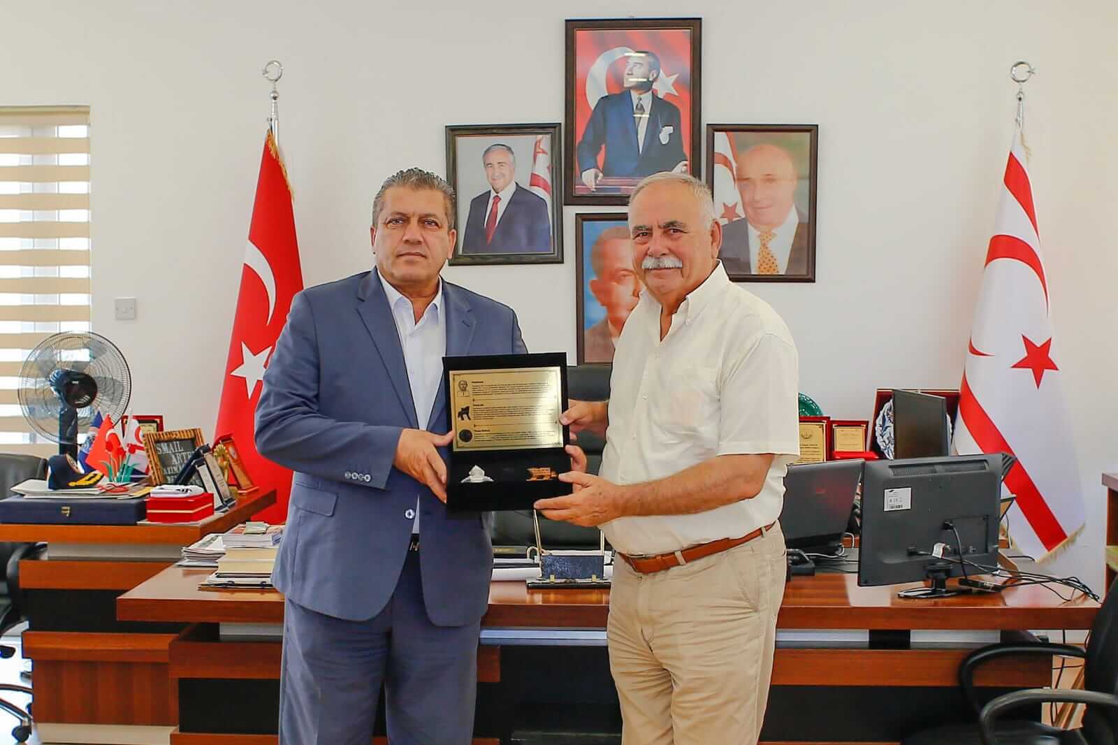 Başkan Gökhan’dan Gazimağusa Belediye Başkanı Arter’e Ziyaret