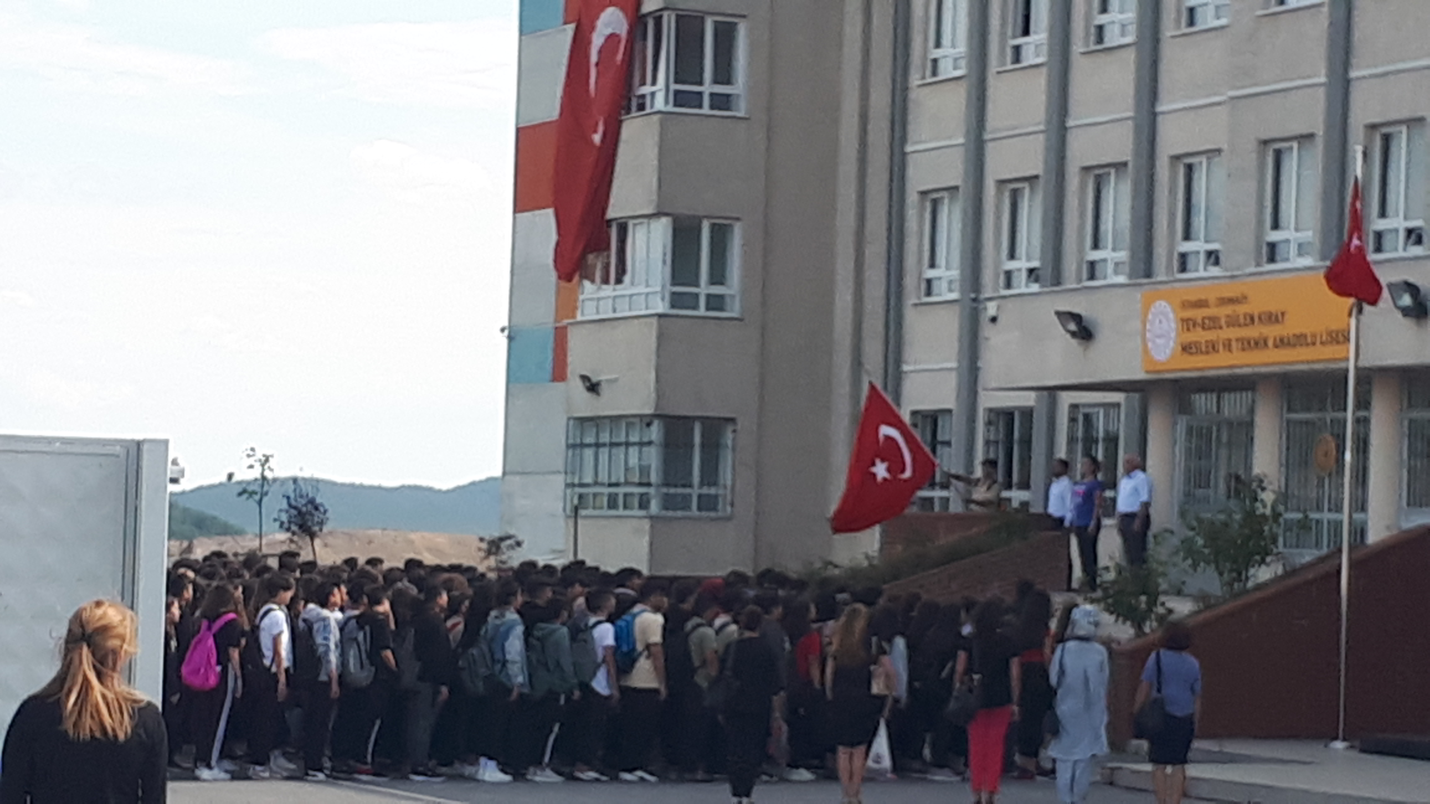 Okulların ilk yarı yıl titil günleri belli oldu