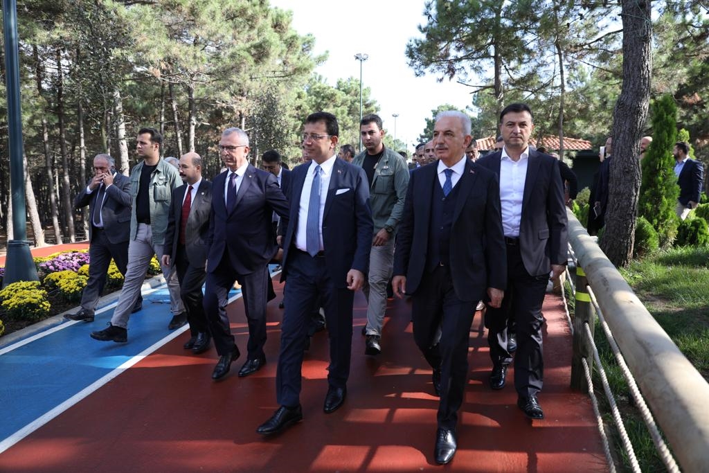 İMAMOĞLU: DAYANIŞMA, ŞEHİR VE İNSANLARINA KAZANDIRIR