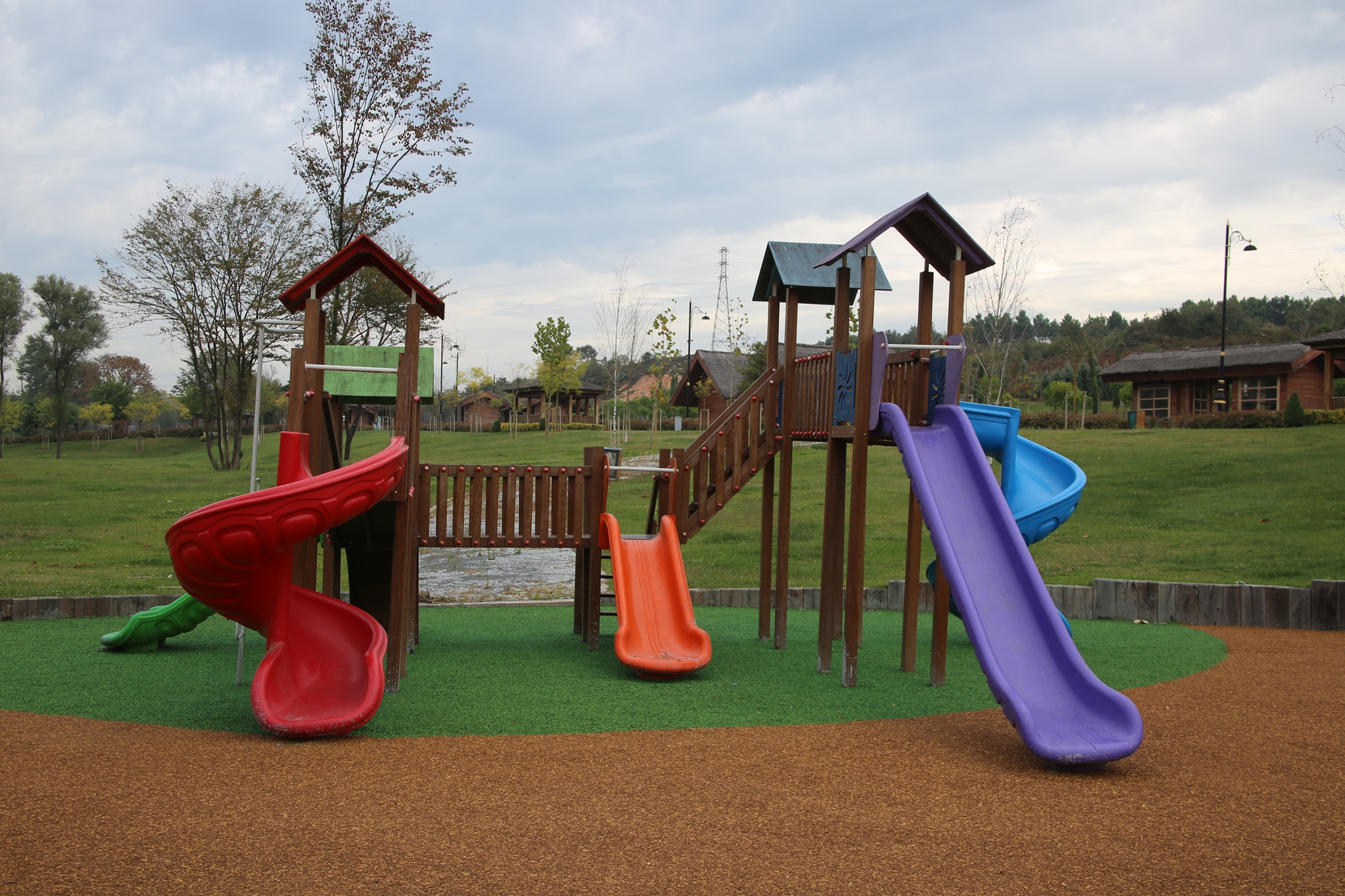 İSTANBUL YENİDEN YEŞİLE KAVUŞUYOR