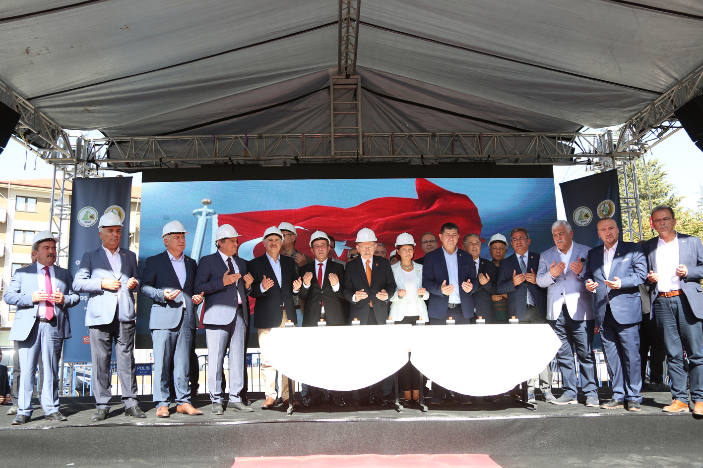 Yeni dönemin ilk temel atma töreni CHP Lideri Kılıçdaroğlu ile gerçekleşti