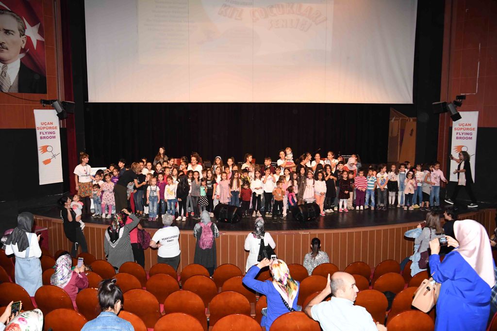 Başkan Yavaş Ankaralı kız çocuklarını unutmadı