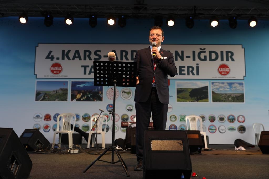 BAŞKAN İMAMOĞLU: “YÖNETENLER, VATANDAŞINA KARŞI SEVGİ VE SAYGIYI EKSİK ETMEYECEK”