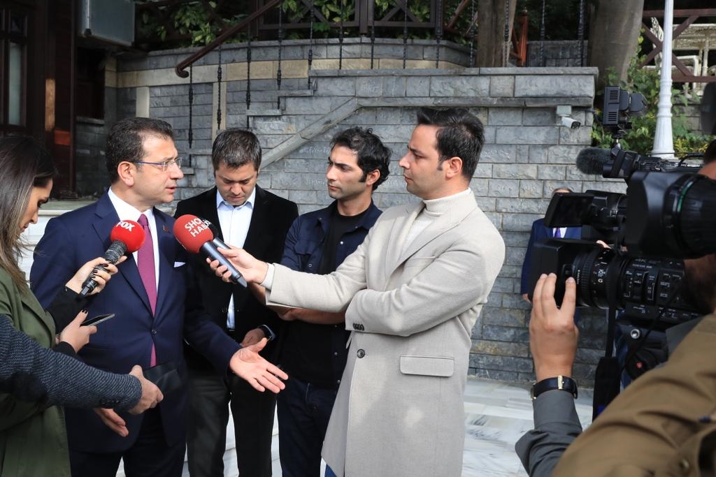 BAŞKAN İMAMOĞLU’NDAN SOYLU’YA “AHMAK” YANITI: “SÖYLEYENE BAKARIM ADAM MI DİYE!”