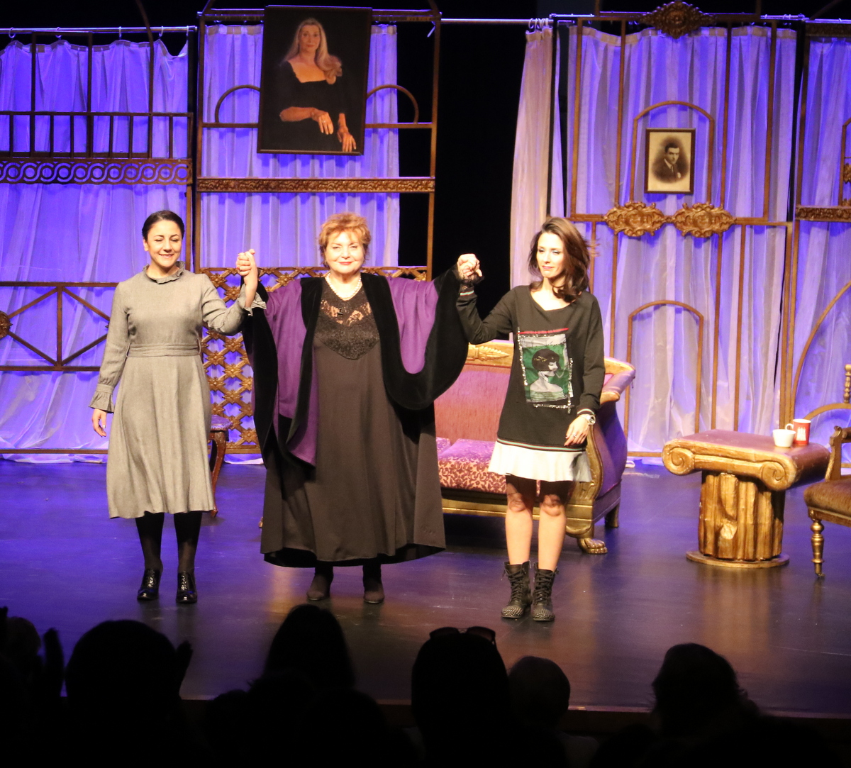 DİLEK TÜRKER: “İYİ Kİ ATAŞEHİR’E GELDİK!”