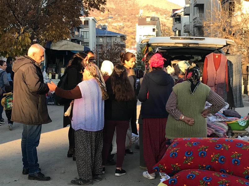 Tekstil Fabrikaları ve Esnaflara Ziyaret