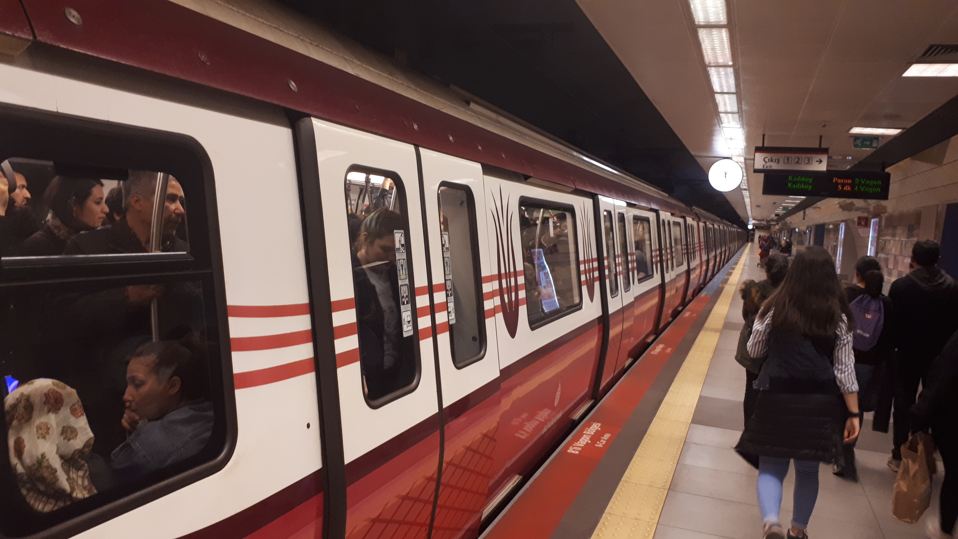 KABATAŞ-MECİDİYEKÖY-MAHMUTBEY METROSU’NDA MUTLU SON ÇOK YAKIN…