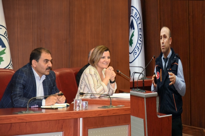 İZMİT BELEDİYESİ’NDE PERSONELE AFET EĞİTİMİ VERİLDİ