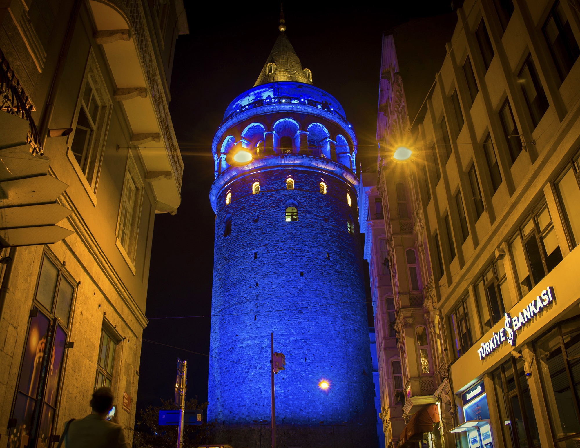 GALATA KULESİ DİYABETE DİKKAT ÇEKMEK İÇİN MAVİ RENGE BÜRÜNECEK