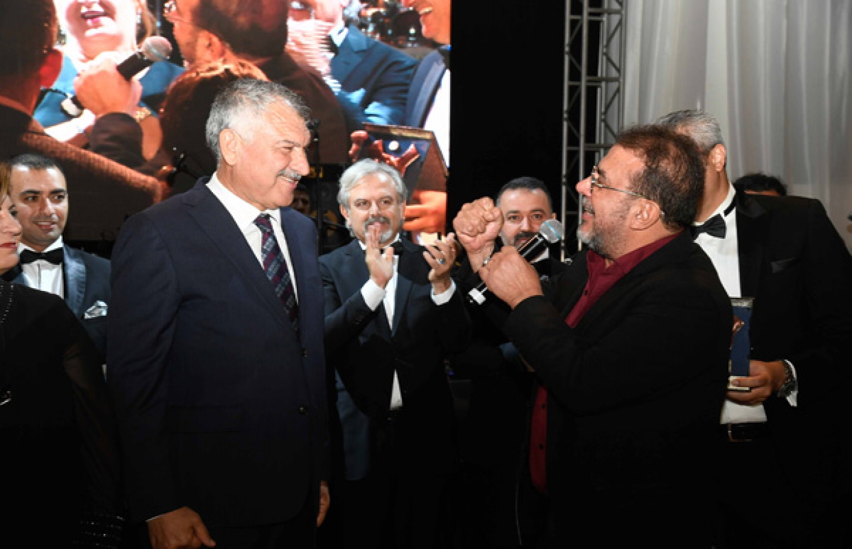 Başkan Zeydan Karalar, “Adana’ya aşığım ve hizmet için engelleri aşacağız.”