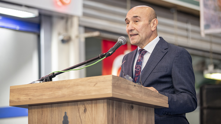 Başkan Tunç Soyer Gökdelen projesini iptal etti