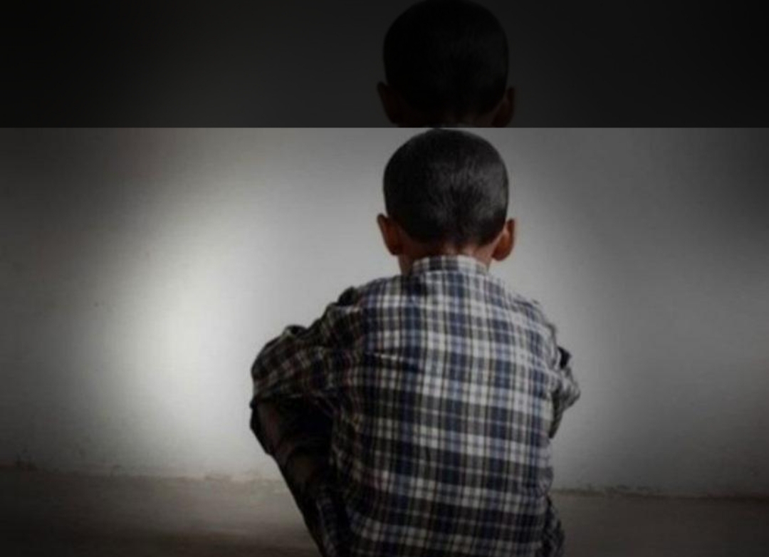 Yoldan çıkmışlar Yurtta iğrenç olay: Pencereden attığı notla ortaya çıktı